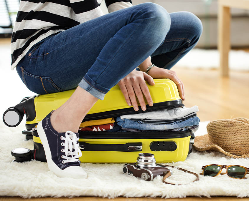 10-space-saving-tips-for-packing-your-suitcase-move-honcho